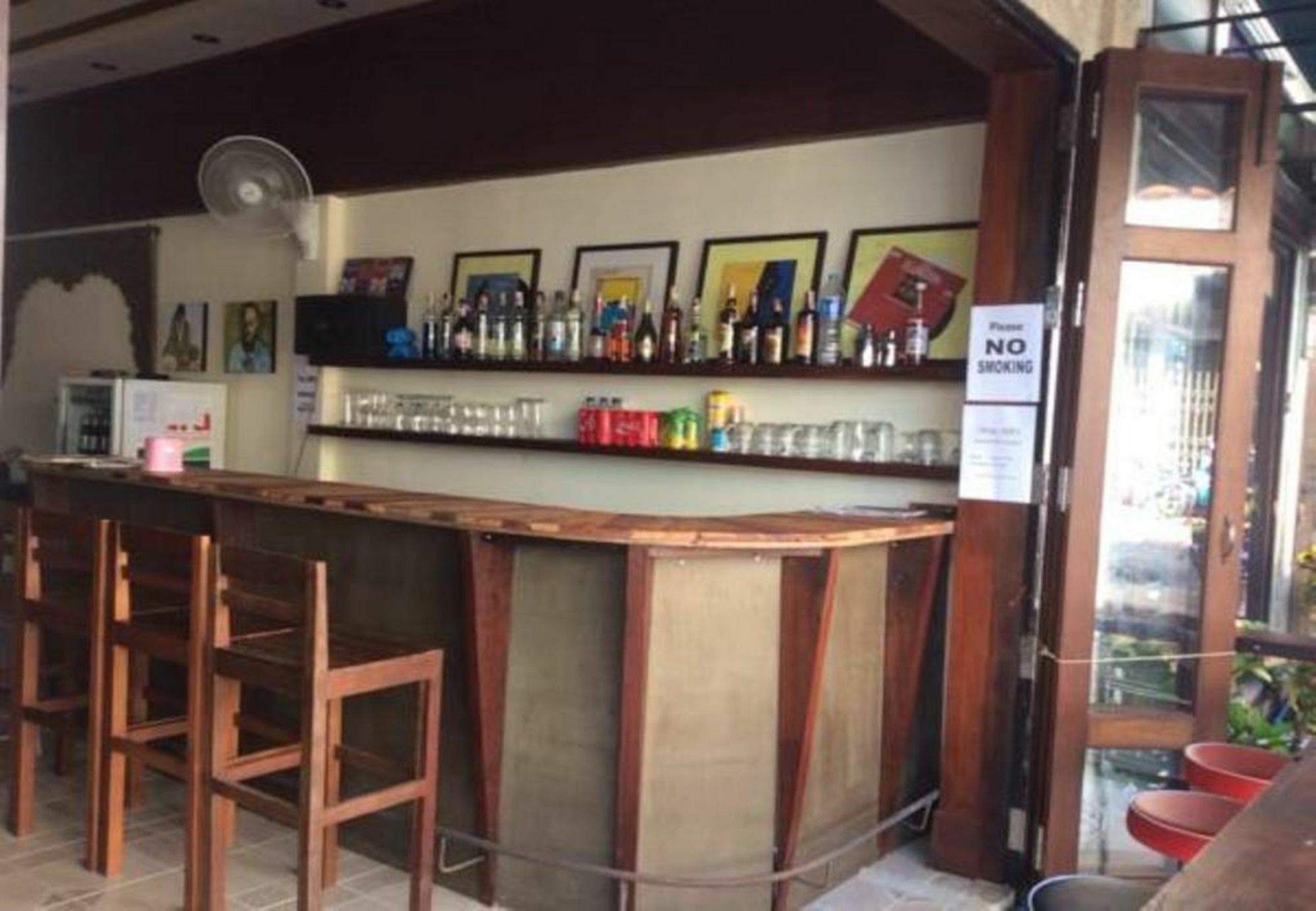 Thapae Backpackers Hostel (Adults Only) Чіангмай Екстер'єр фото